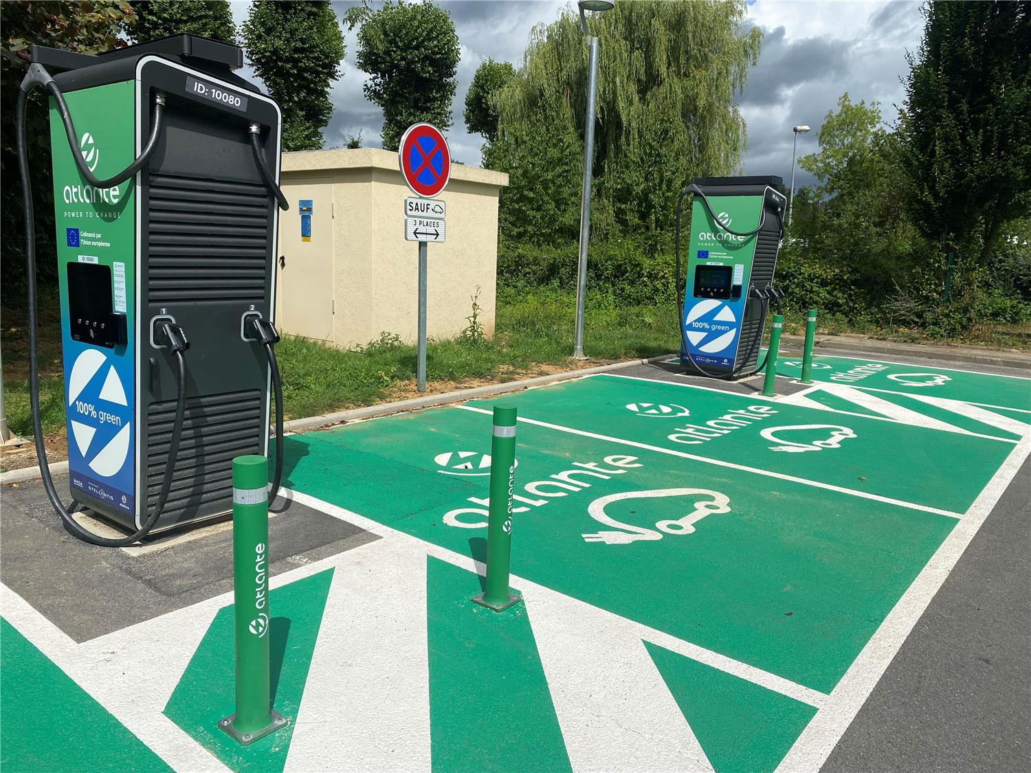 HOTEL KYRIAD SEDAN - Bornes recharges voiture  electriques KYRIAD SEDAN lectrouqes
