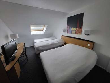 HÔTEL KYRIAD TARBES - Bastillac