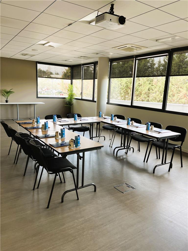 https://media.iceportal.com/43873/photos/93358165_L.jpg