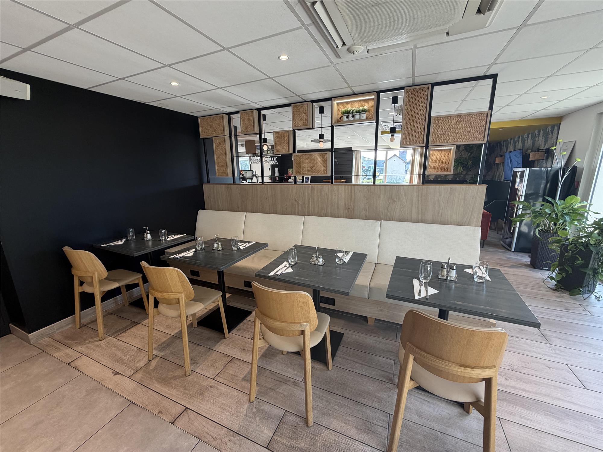 HOTEL CAMPANILE TROYES SUD - Buchères - Restaurant Campanile Troyes Sud Buche res ter