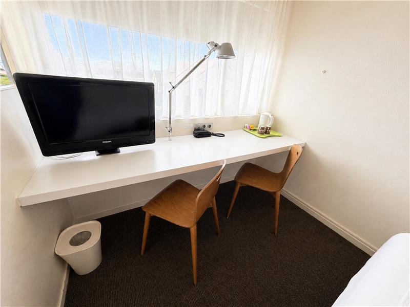 HOTEL CAMPANILE TROYES SUD - Buchères
