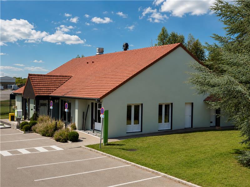 HOTEL CAMPANILE TROYES SUD - Buchères