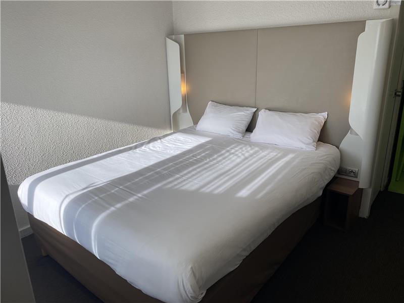HOTEL CAMPANILE VALENCE SUD