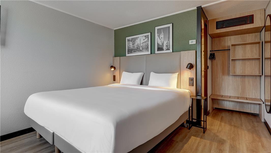 HÔTEL CAMPANILE VIERZON