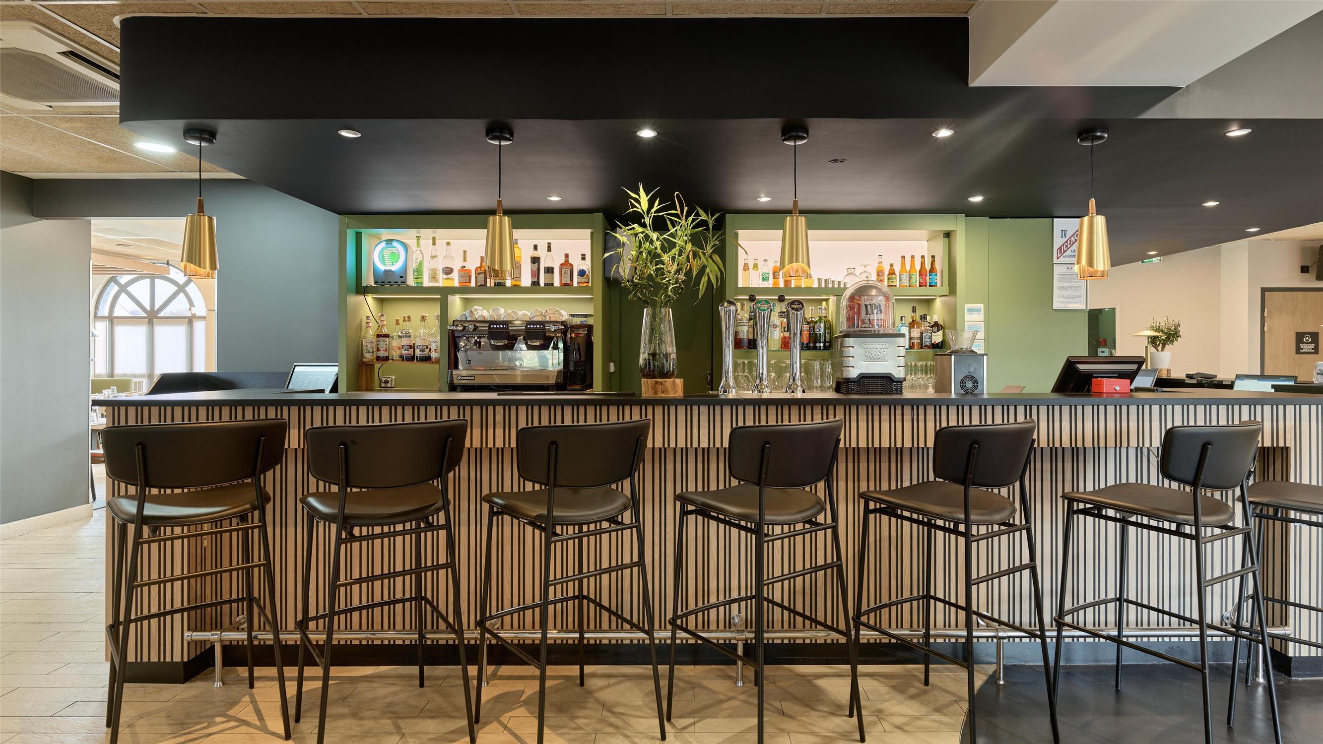 HÔTEL CAMPANILE PRIME - VILLEJUIF - Bar / Lounge