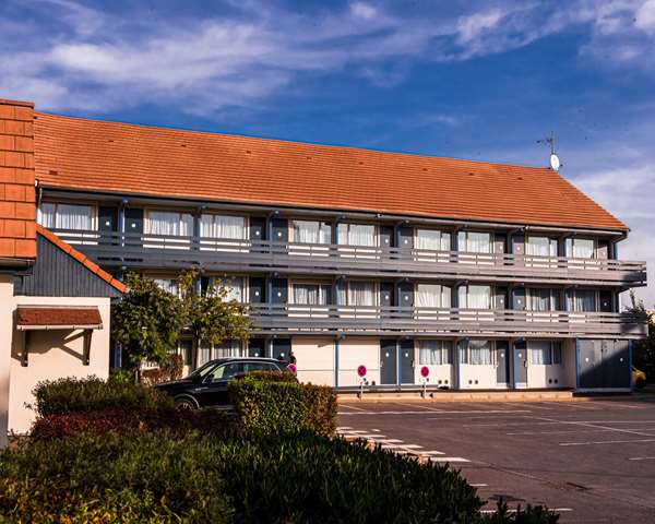 On-Site,Outdoor/Exterior,Exterior View of Building