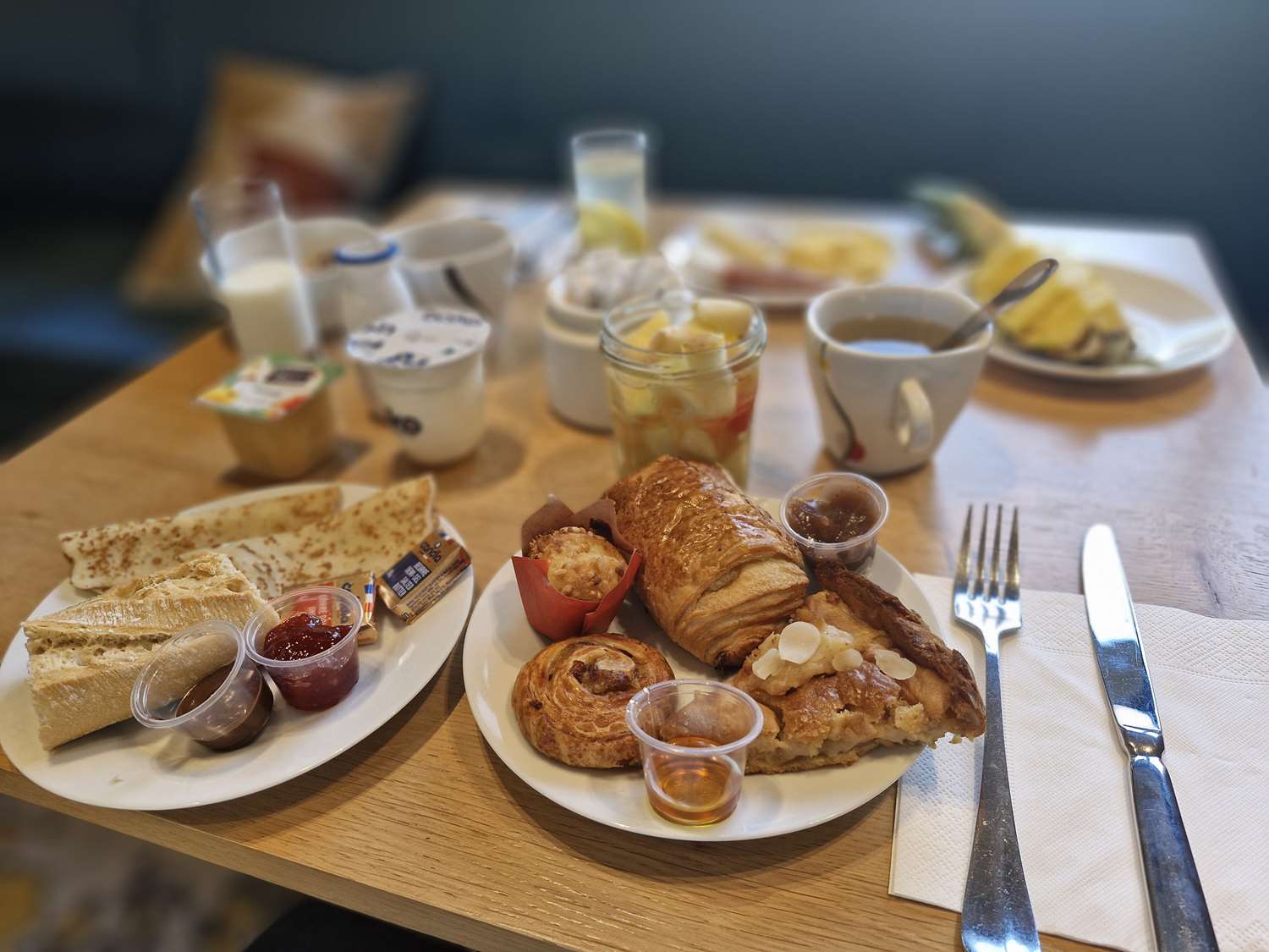 HOTEL KYRIAD CARCASSONNE - Aéroport - Restaurant