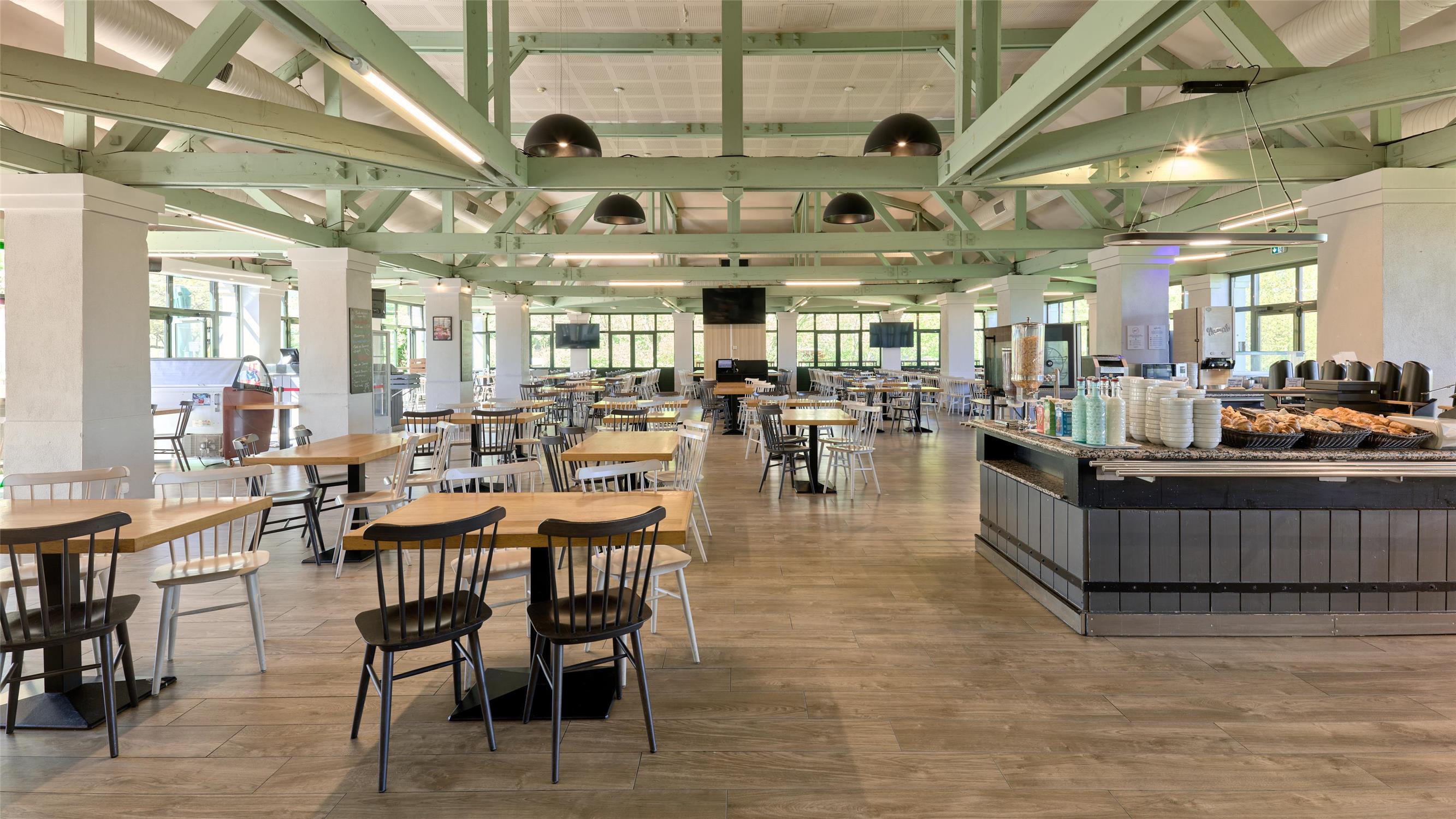 HÔTEL CAMPANILE VAL DE FRANCE PRES DE DISNEYLAND PARIS - Restaurant / Etablissement gastronomique