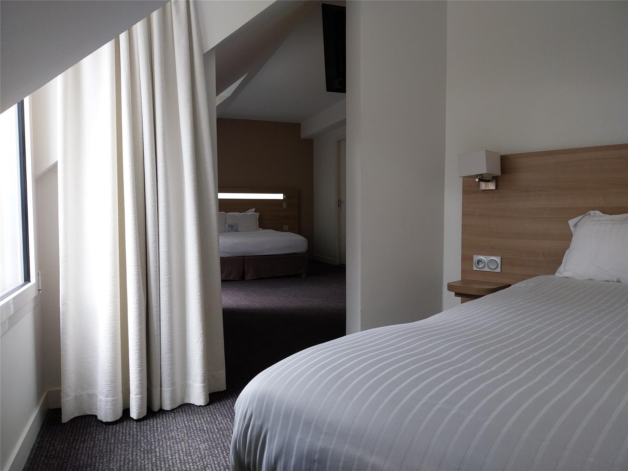 HOTEL Kyriad Laval - SUP DS