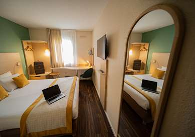 HÔTEL KYRIAD LYON EST - Bron Eurexpo Le Cottage