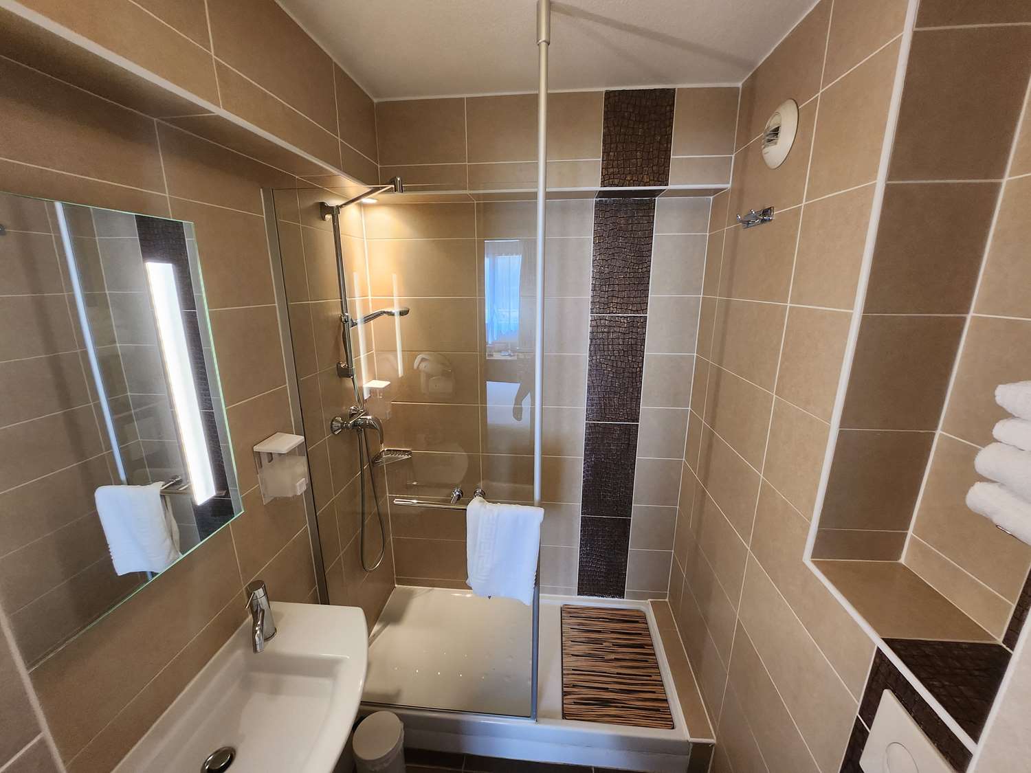 Salle de bain HOTEL KYRIAD MONTPELLIER CENTRE ANTIGONE