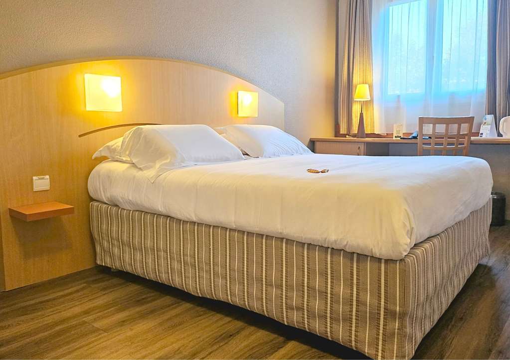 KYRIAD MONTPELLIER CENTRE-ANTIGONE-guestroom-Guest Room,On-Site.jpg