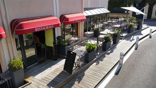 Hôtel-Restaurant Kyriad Nevers Centre