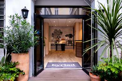 HÔTEL Kyriad Paris 10 - Canal Saint Martin - République