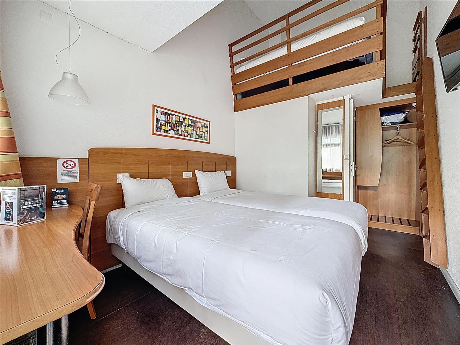 HOTEL Kyriad Reims Est - Parc des Expositions - Chambre T