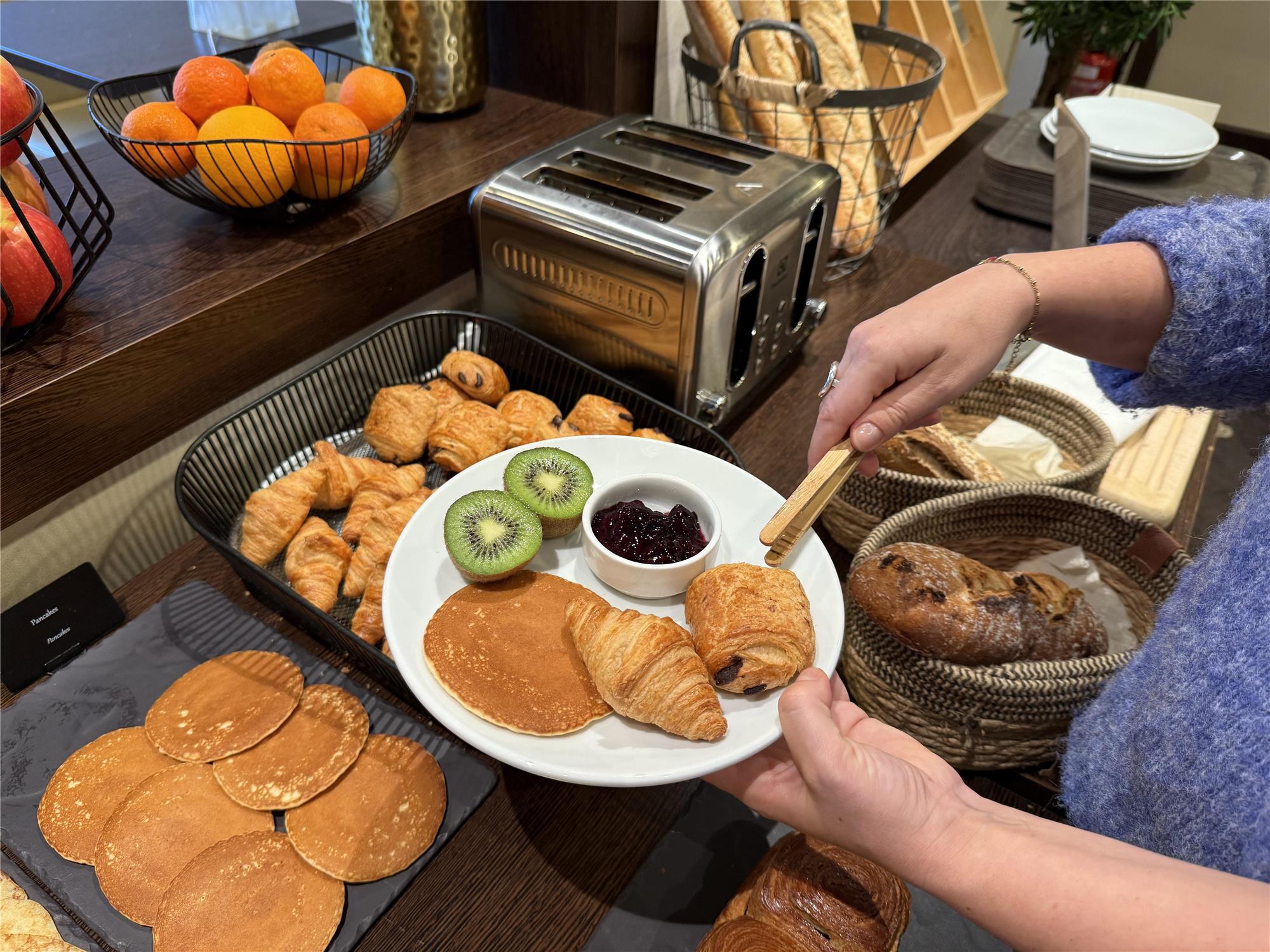 HOTEL Kyriad Rennes Nord - KYRIAD RENNES NORD_PETIT DEJEUNER