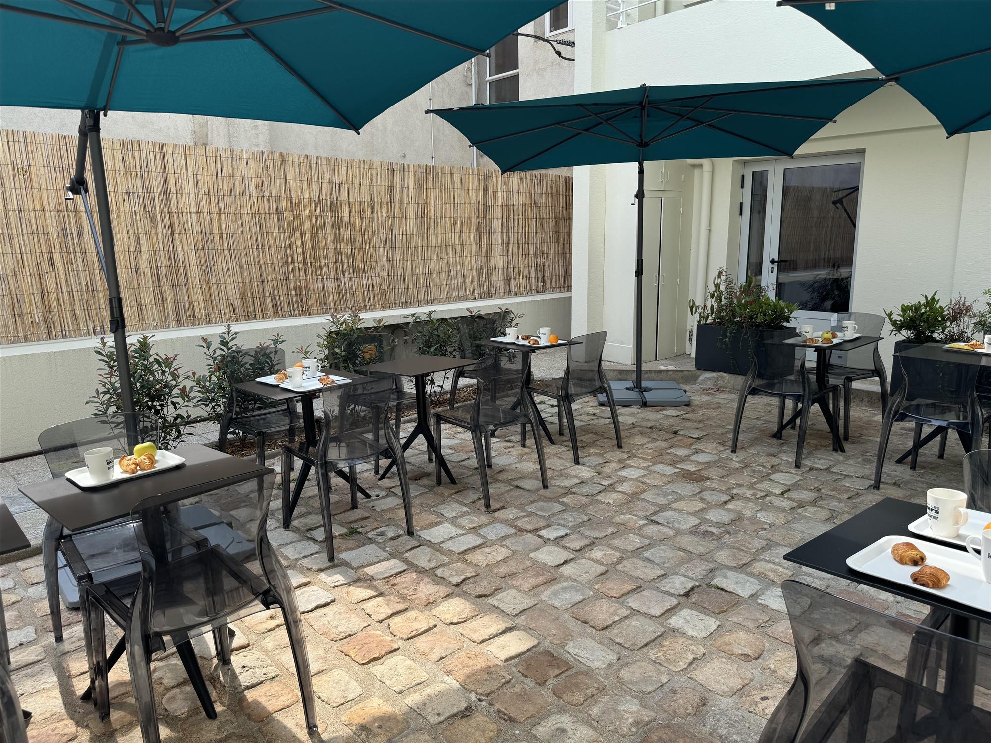 HÔTEL KYRIAD SAUMUR CENTRE - Vue extérieure