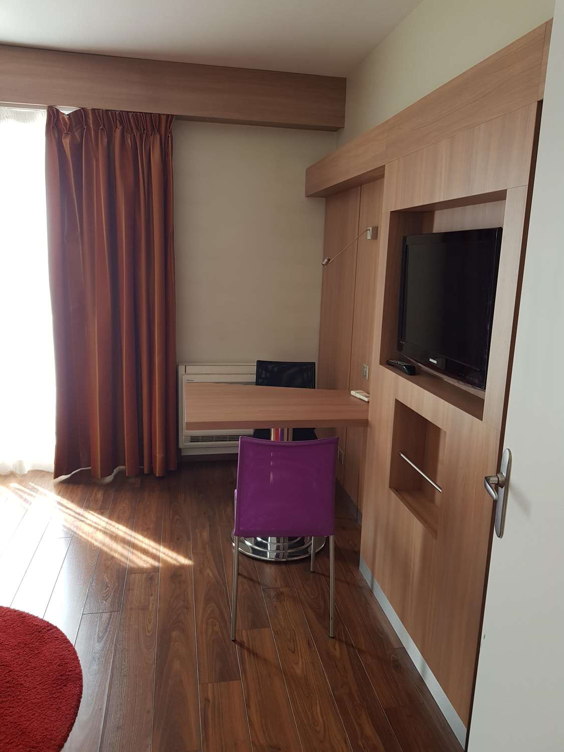 HOTEL KYRIAD TOURS CENTRE - Kyriad Tours Centre Appartement Studio