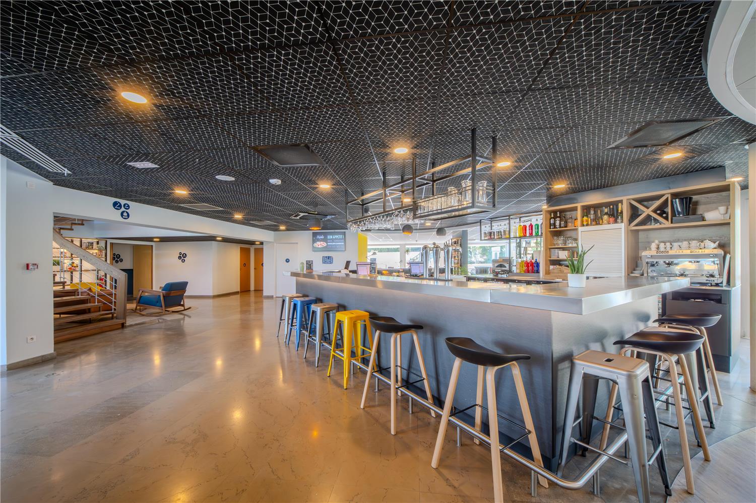 HÔTEL CAMPANILE MONTPELLIER OUEST - Croix d'Argent - Bar / Lounge