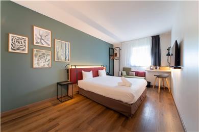 HÔTEL CAMPANILE MONTPELLIER OUEST - Croix d'Argent