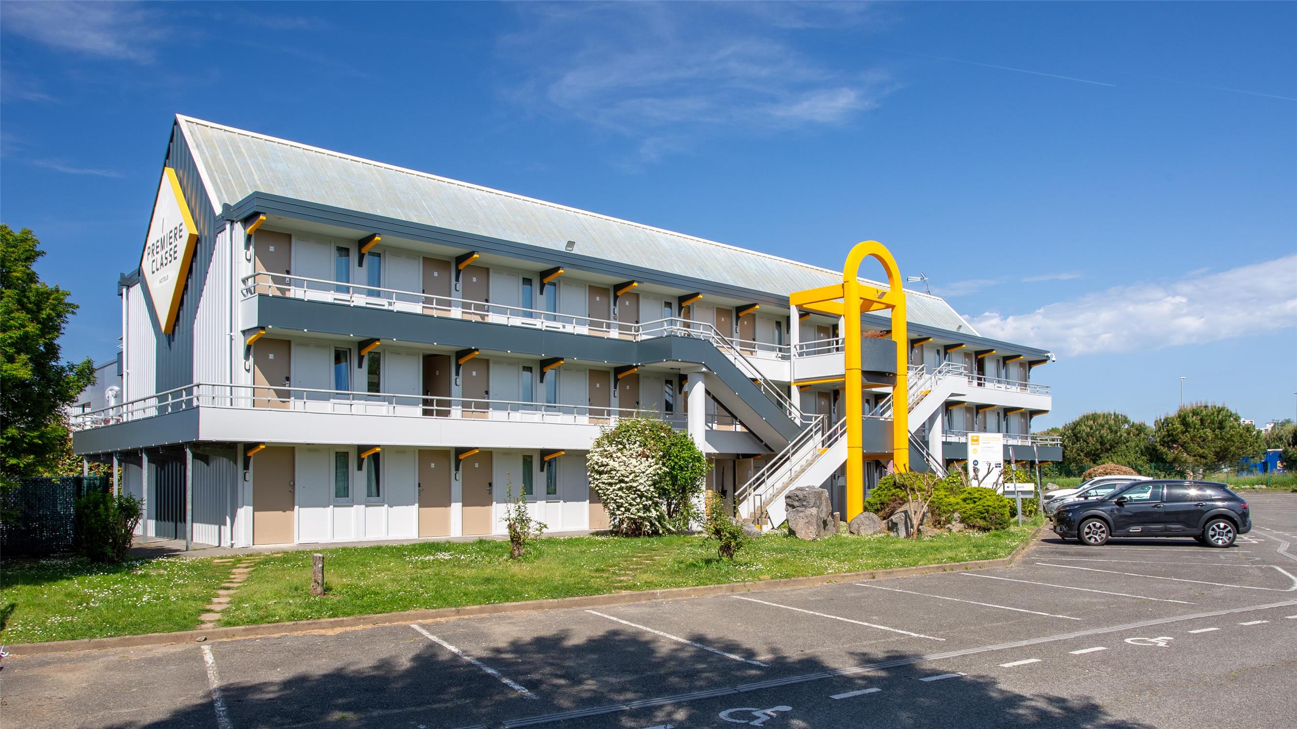 HOTEL PREMIERE CLASSE BAYONNE - Première Classe BAYONNE - Exterior