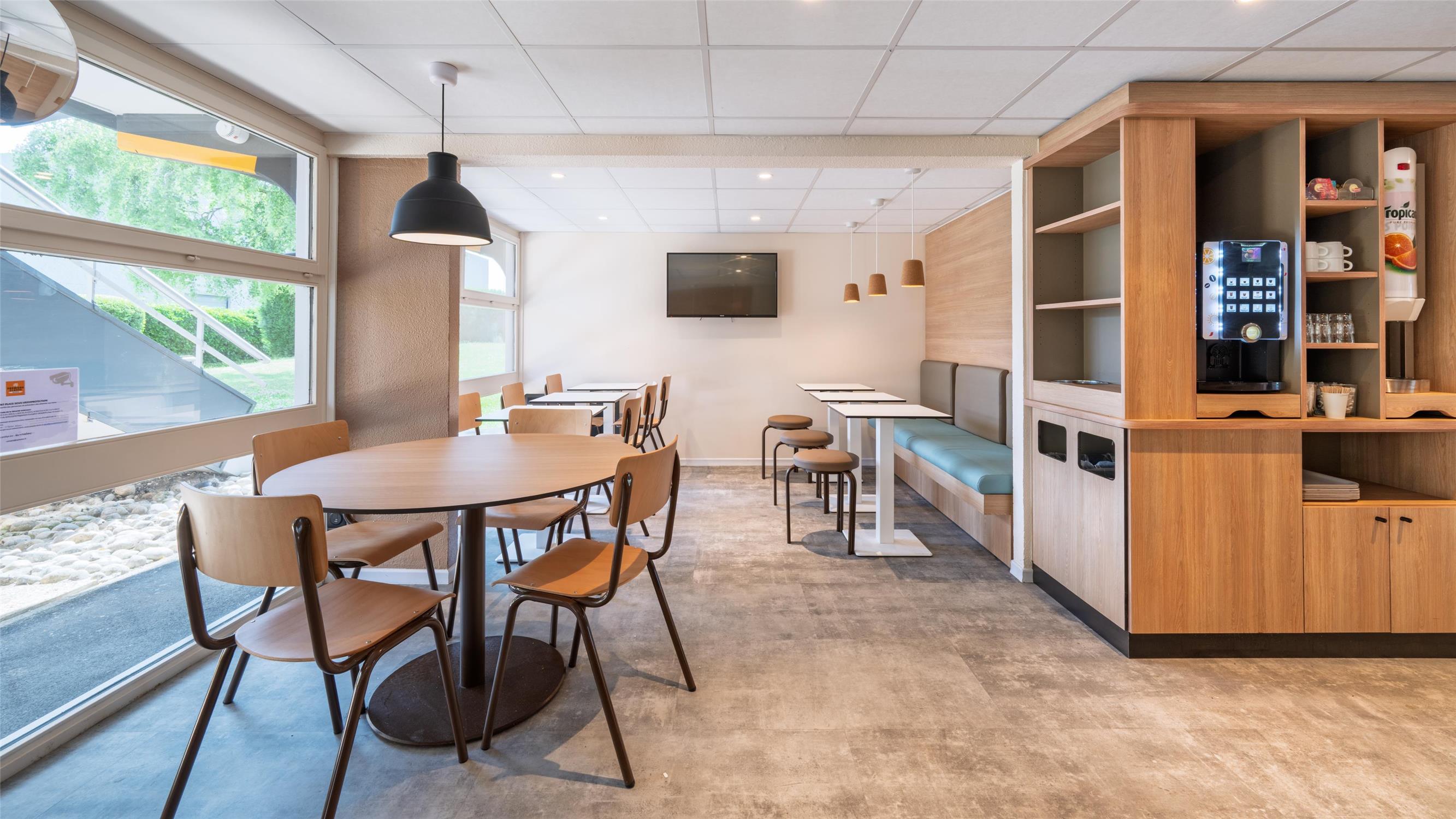 HOTEL PREMIERE CLASSE BOURGES - PC Bourges - Salle de restaurant