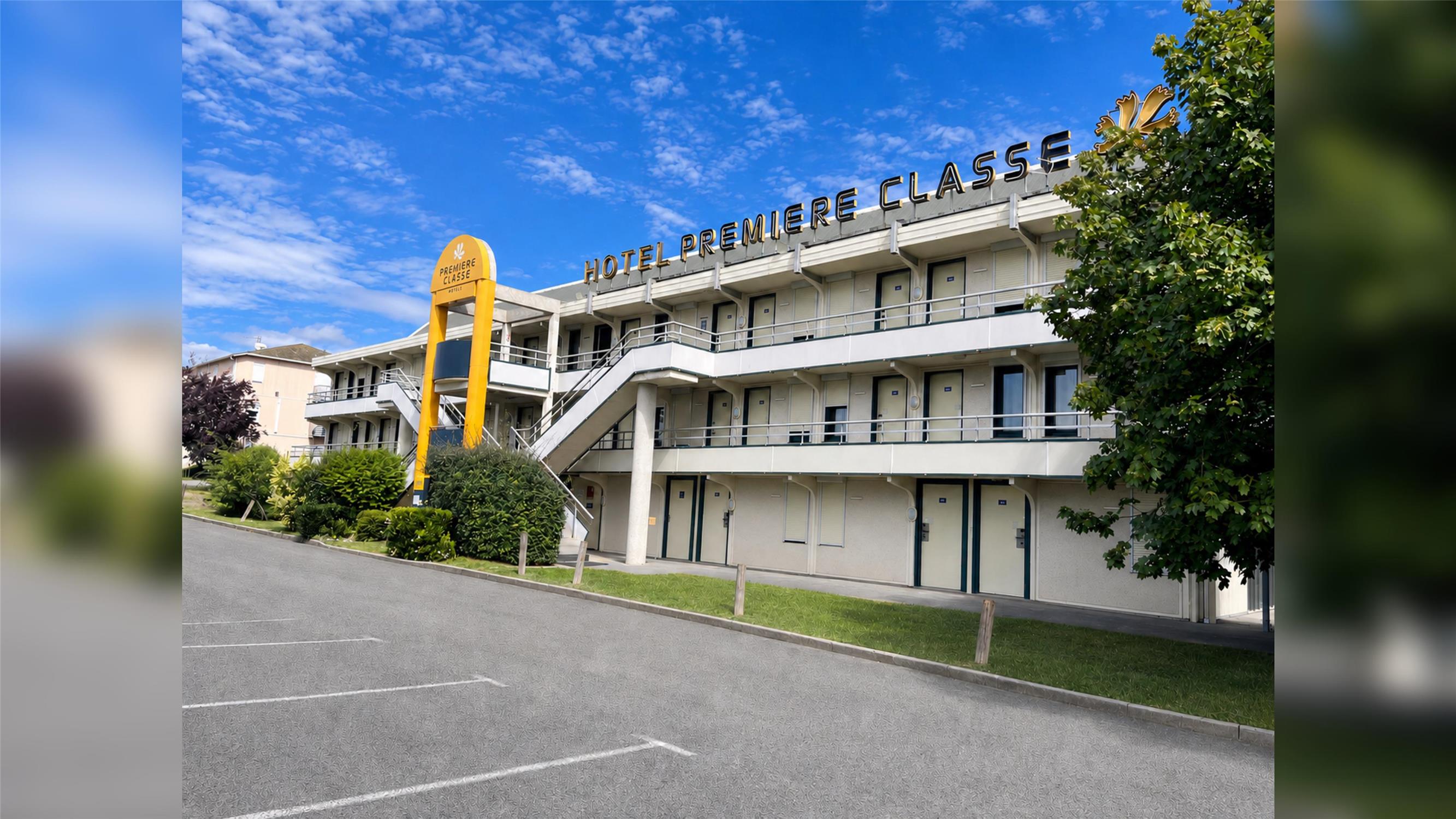 HOTEL PREMIERE CLASSE COMPIEGNE - Jaux - bbac fa bee aebfb x