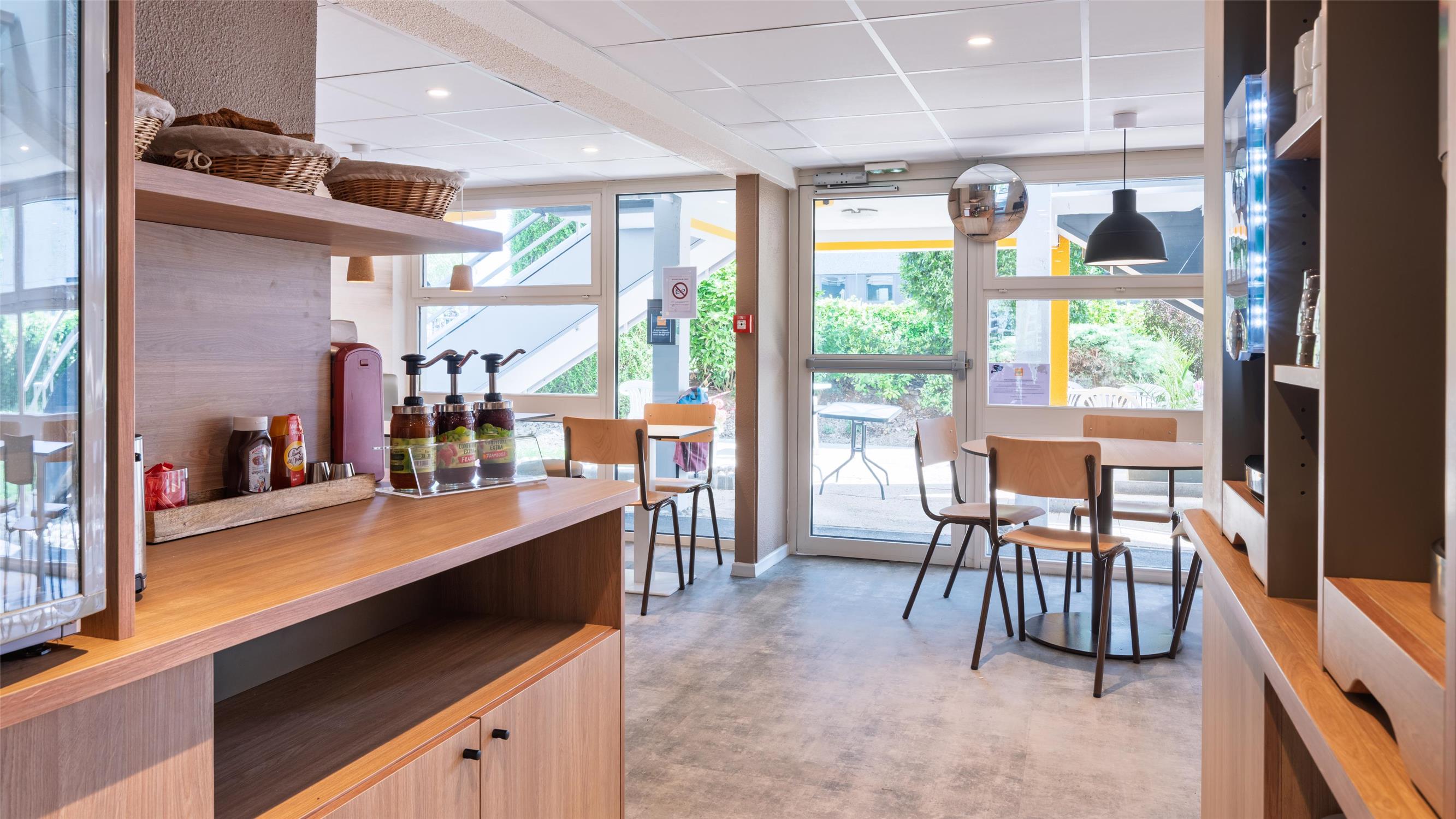 HOTEL PREMIERE CLASSE LILLE OUEST - Lomme - Première Classe LILLE OUEST - Lomme - PDJ
