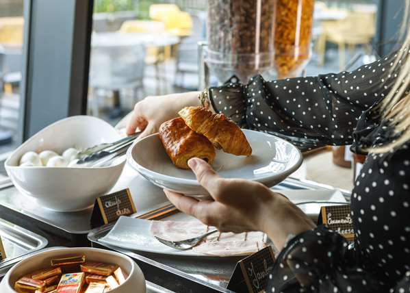 HÔTEL PREMIERE CLASSE LYON CENTRE - Gare Part Dieu - Restaurant / Etablissement gastronomique
