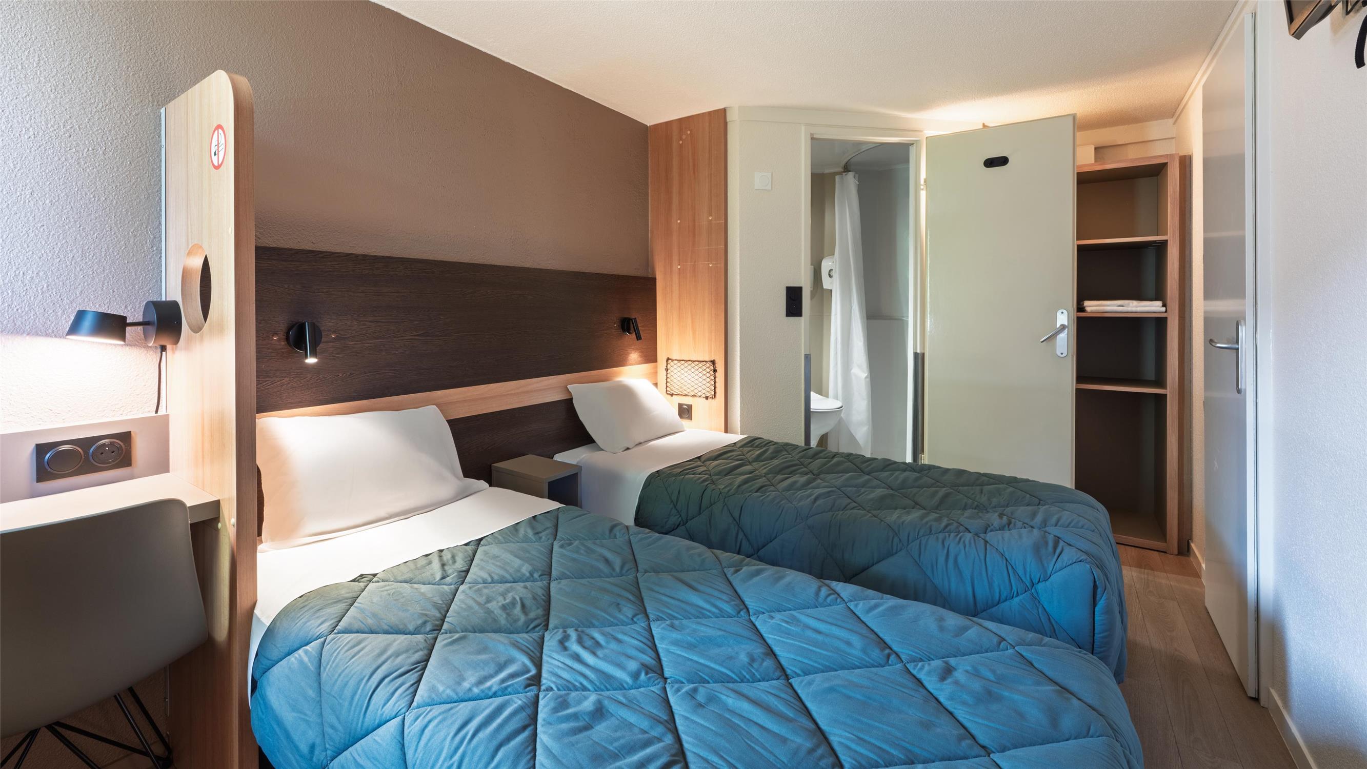 HOTEL PREMIERE CLASSE LYON SUD - Chasse sur Rhône - PC Chasse sur Rhône - Standard CT
