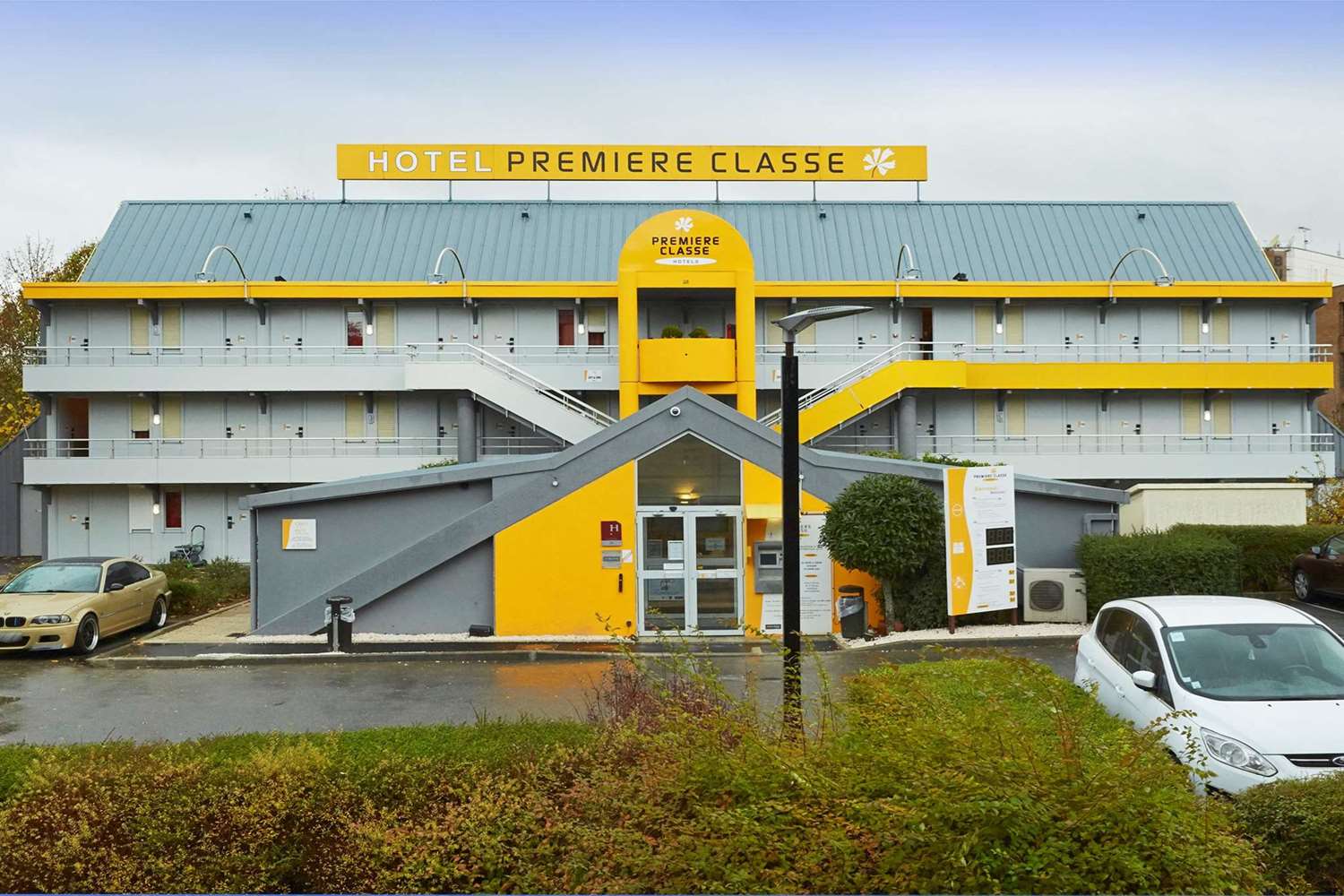 HÔTEL PREMIERE CLASSE MARNE LA VALLEE - Torcy - K