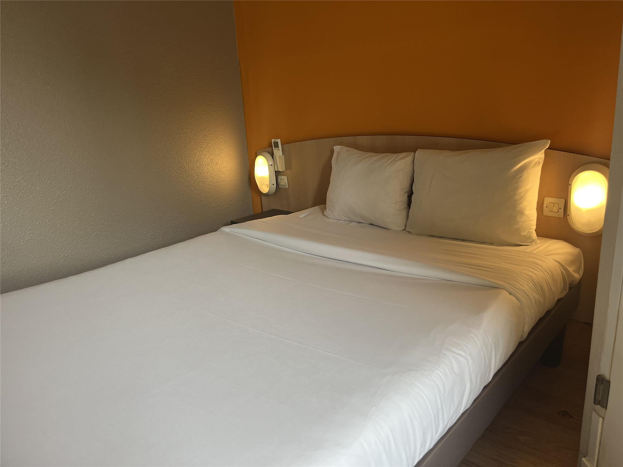 HÔTEL PREMIERE CLASSE NIORT EST - Chauray - Chambres / Logements