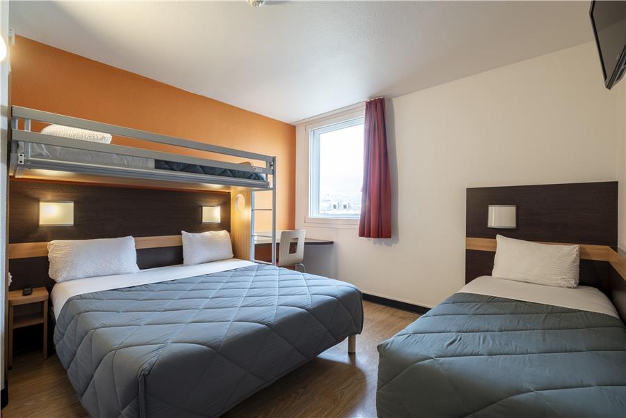 HOTEL PREMIERE CLASSE ROISSY - Aéroport Charles De Gaulle