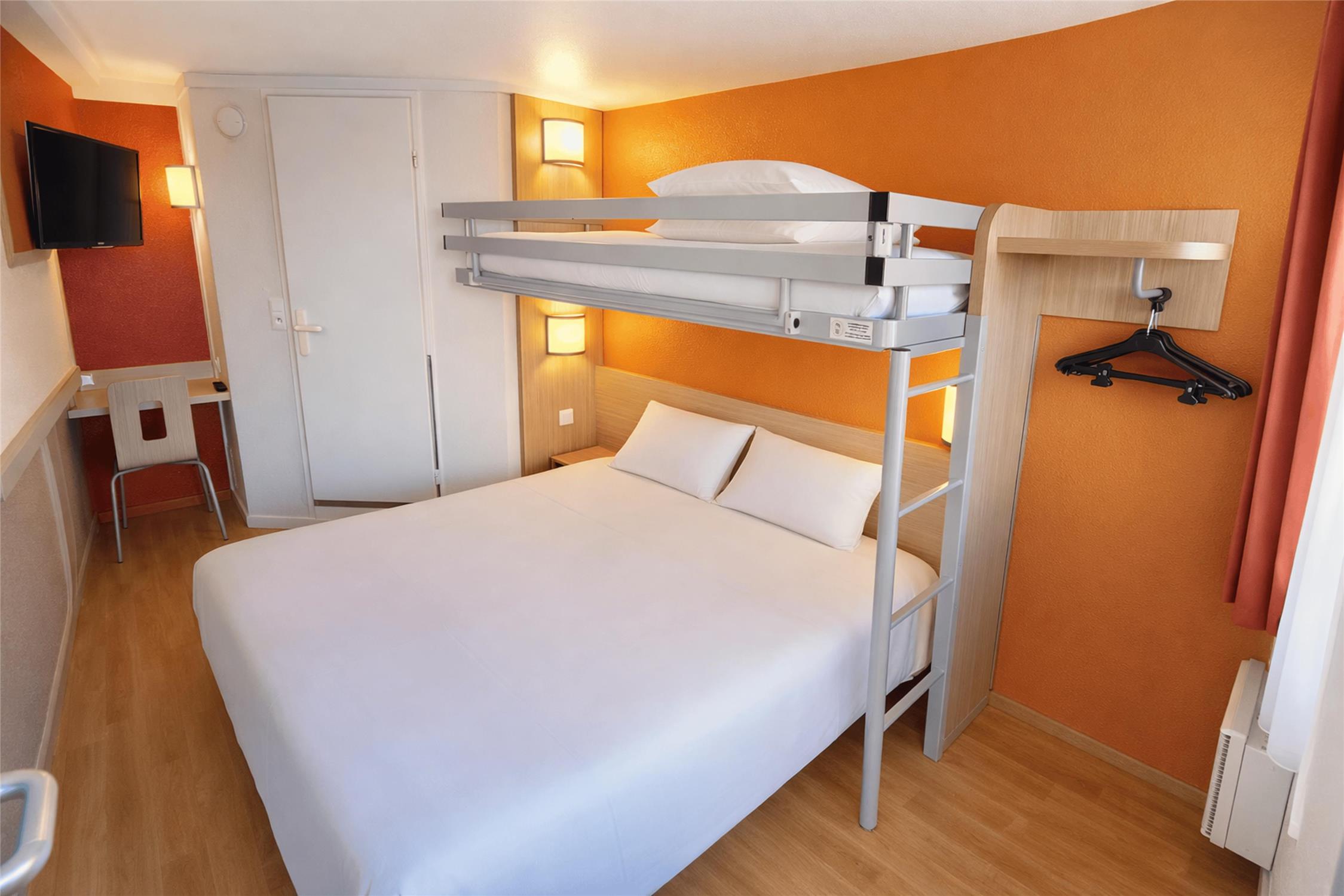 HÔTEL PREMIERE CLASSE SAINT BRIEUC - Trégueux - Chambres / Logements