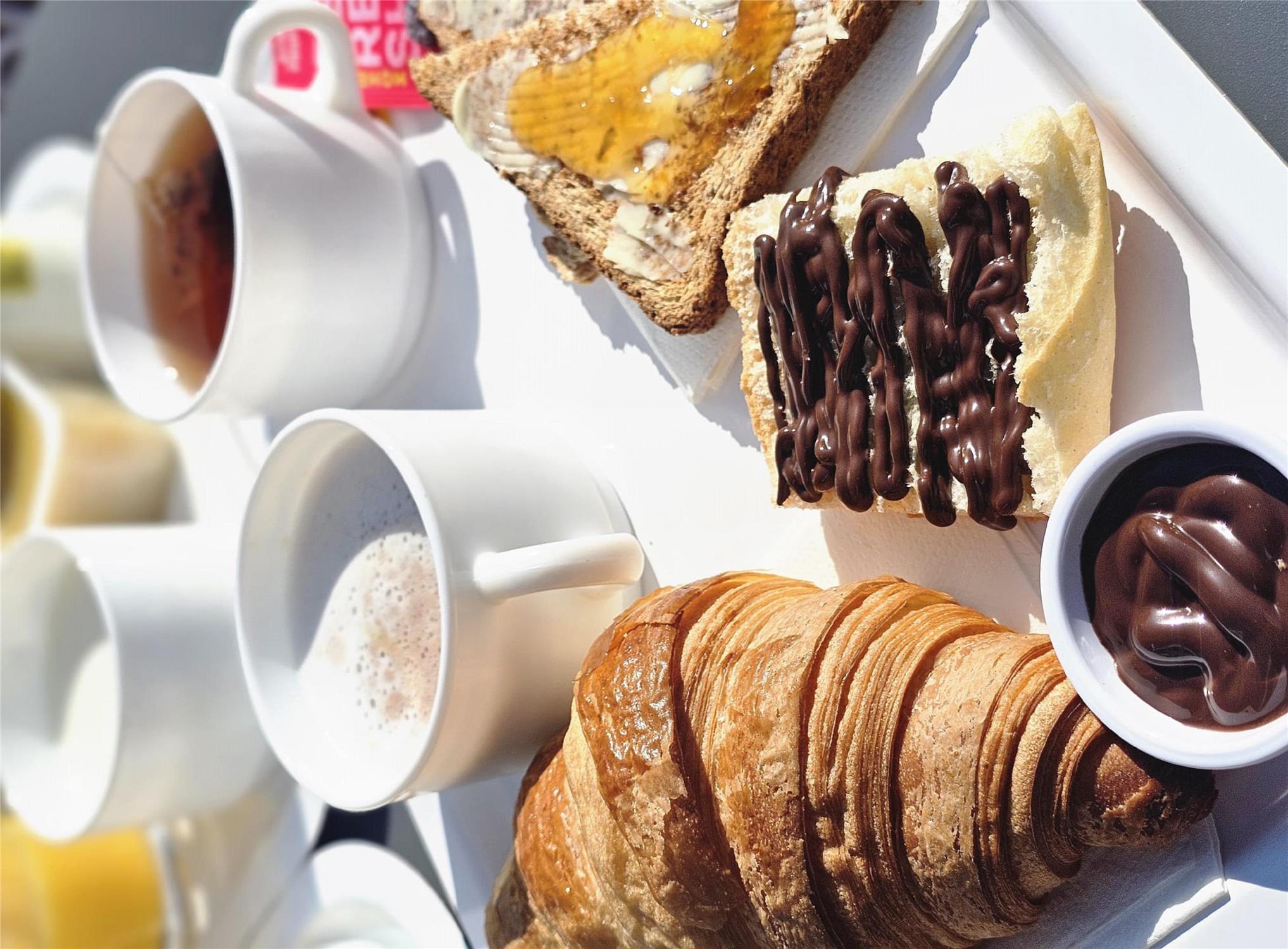 HÔTEL PREMIERE CLASSE STRASBOURG OUEST - PETIT DEJEUNER