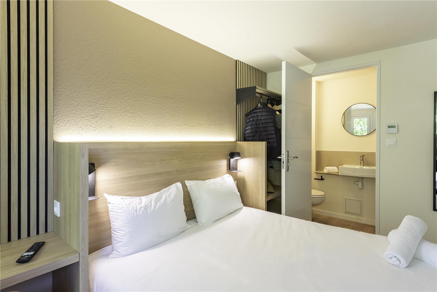 HÔTEL PREMIERE CLASSE TOULON - La Seyne sur Mer - Chambres / Logements