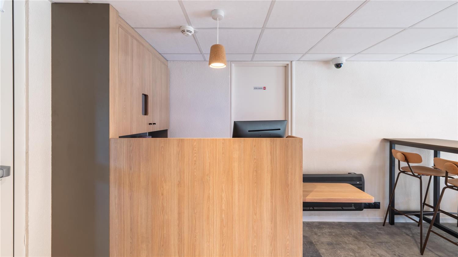 HÔTEL PREMIERE CLASSE VALENCIENNES SUD - Rouvignies - Vue du lobby