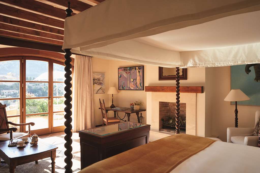 Guest photo