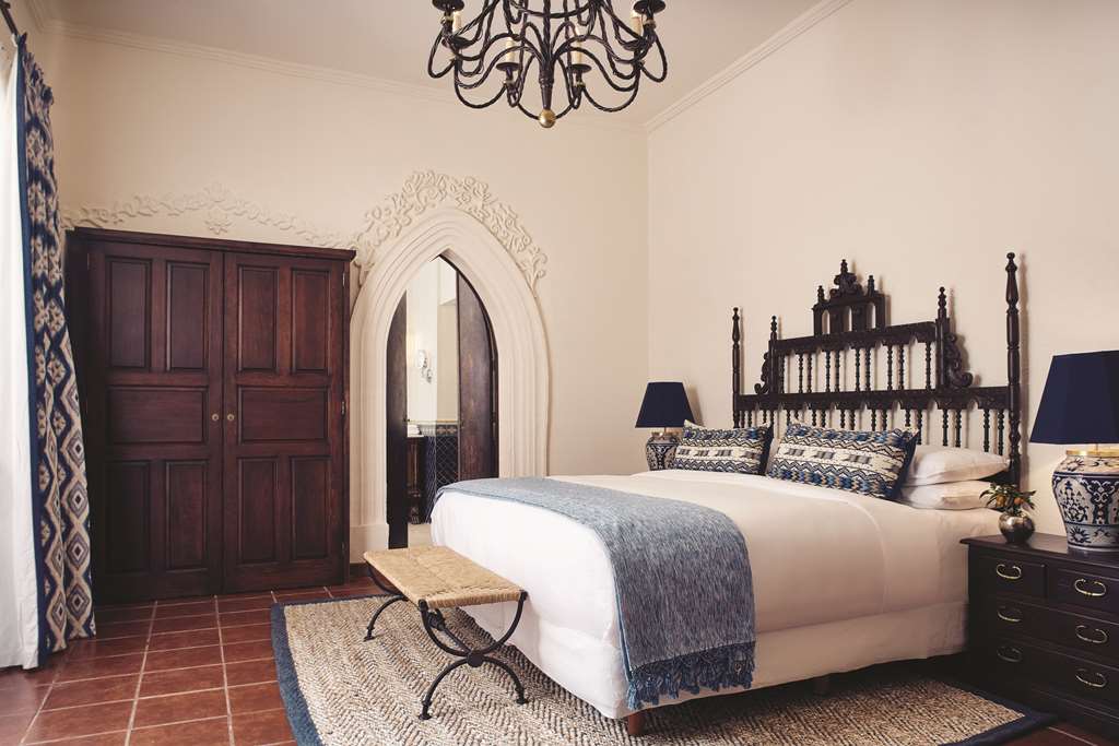 Guest photo