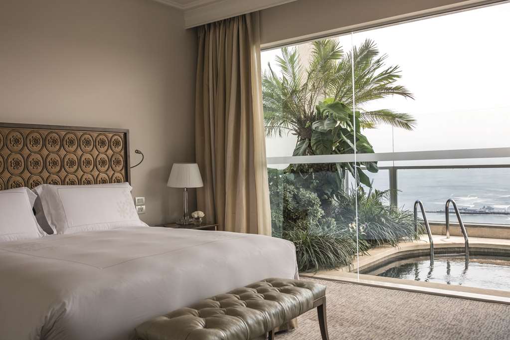Guest photo