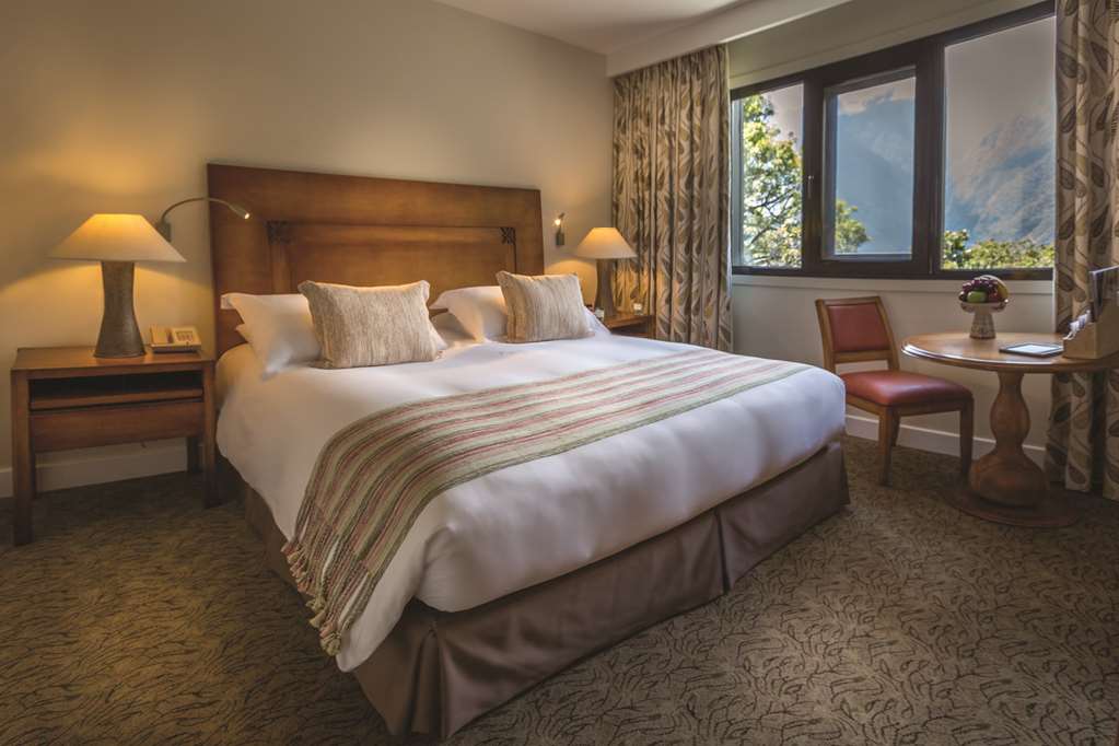 Guest photo