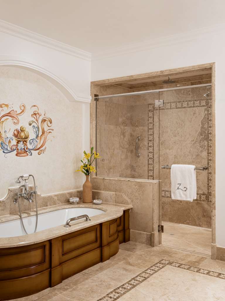 Guest photo