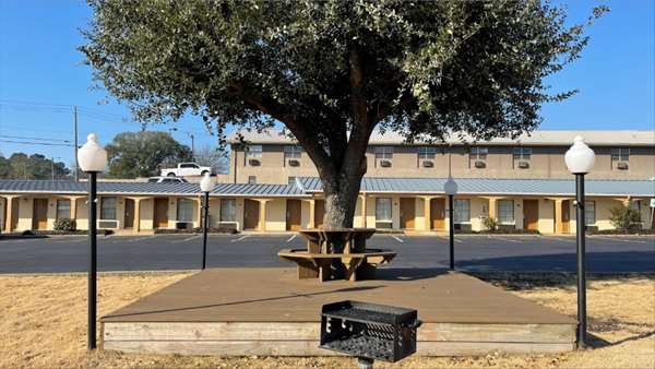  - Best Western Catalina Inn Northport