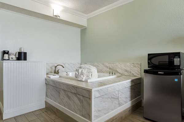  - Best Western on the Beach Hotel Gulf Shores