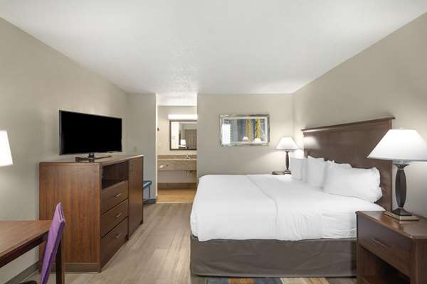  - Best Western Athens Inn - I-65, Exit 351