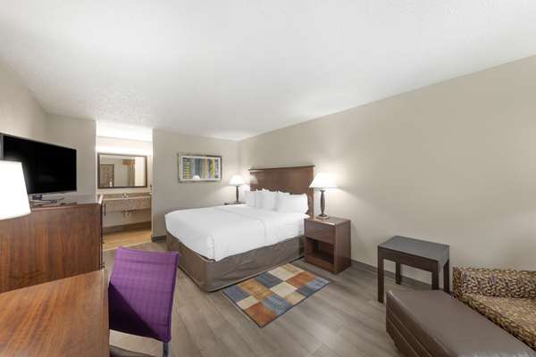  - Best Western Athens Inn - I-65, Exit 351