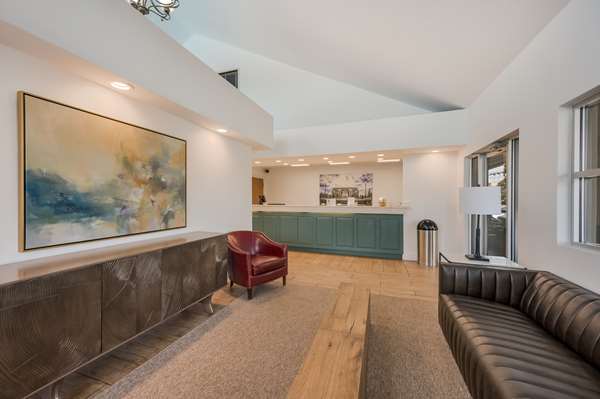  - Best Western University Inn Tuscaloosa - I-20 & I-59, Exit 73