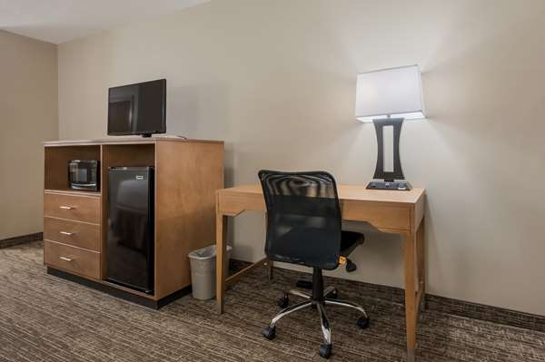  - Best Western University Inn Tuscaloosa - I-20 & I-59, Exit 73