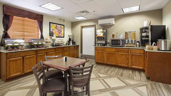 Amenities - Best Western River City Hotel Decatur