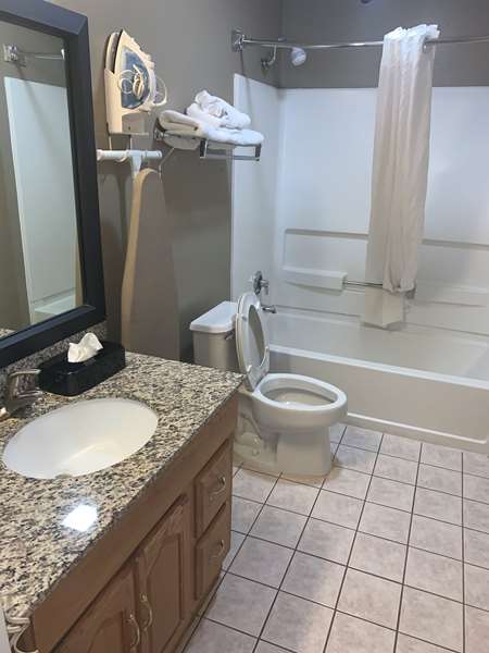 Suite - Best Western River City Hotel Decatur